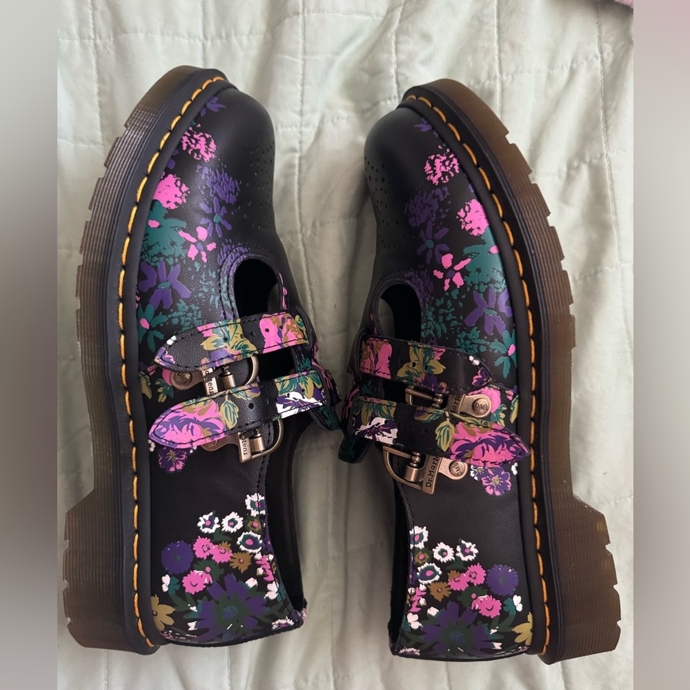 8065 VINTAGE FLORAL LEATHER MARY JANE SHOES